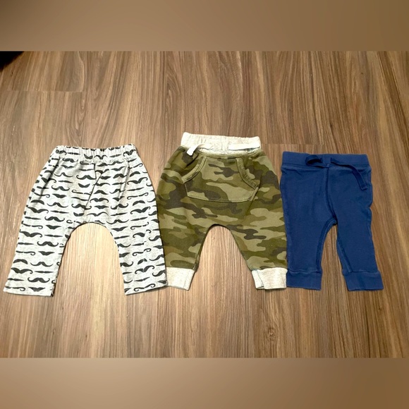 GAP and Old Navy Kids Sweatpants & Joggers -Mustache Print, Camo, Blue size 3/6M - Picture 1 of 6